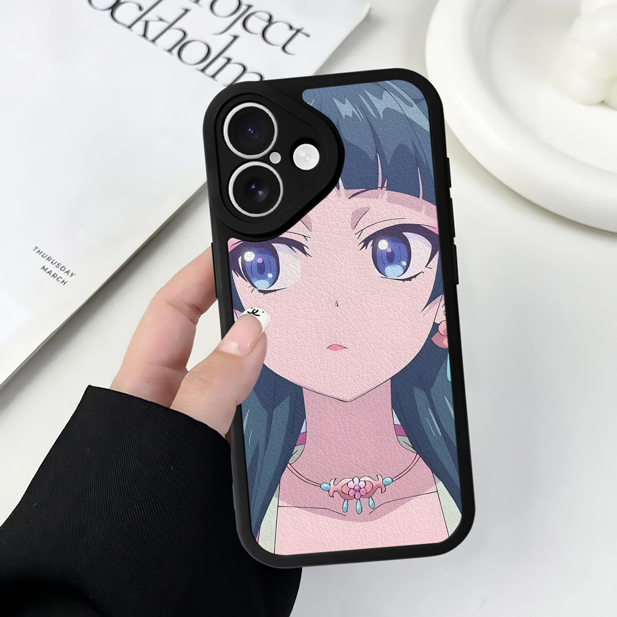 （画像用） 薬屋のひとりごと The Apothecary Diaries 【iPhone 16シリーズ対応】シリコンスマホケース（レザー調） 材質：シリコン